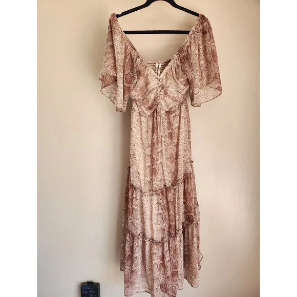 NWD By Anthropologie Short-Sleeve Tiered Midi Dress Size M Neutral #9D413 - Picture 2 of 13